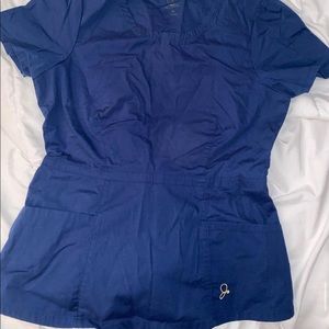 JAANUU scrub top w gold details